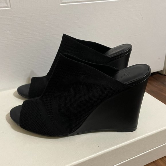 Joie Black Fabric Wedges - Picture 6 of 7